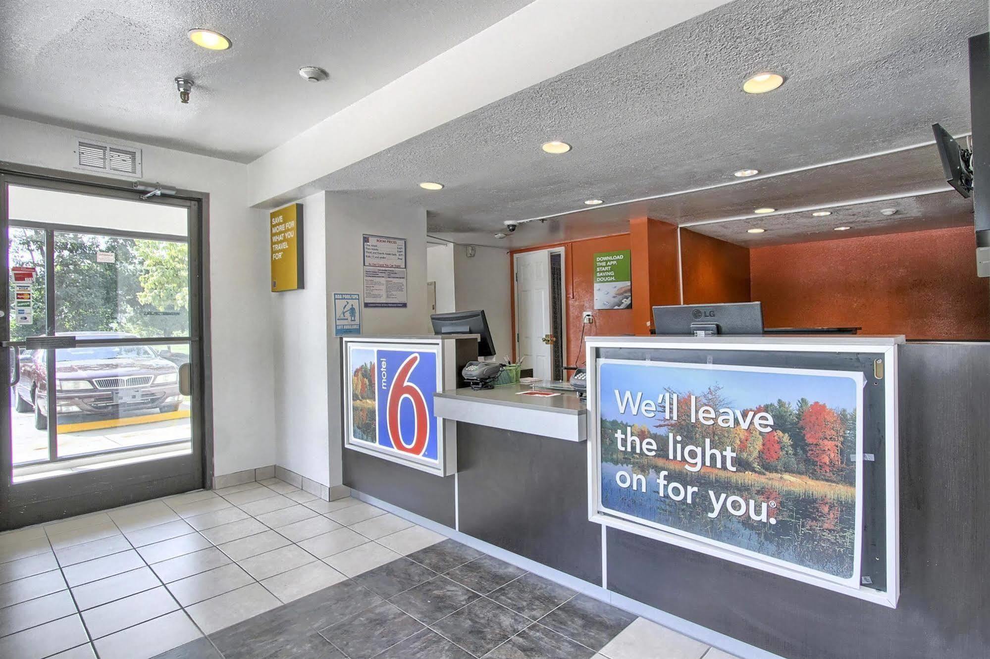 Hotel 6-new Cumberland, Pa - Harrisburg - Hershey South 2*